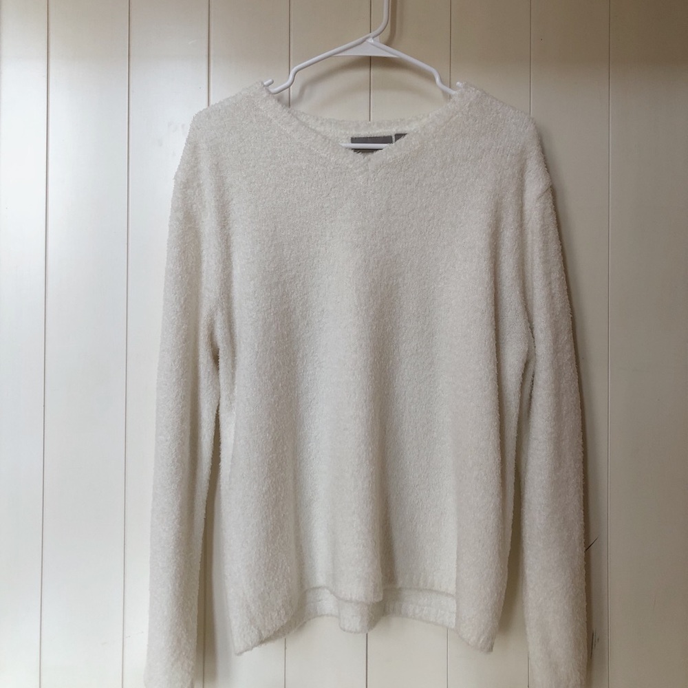 Croft & Borrow Fuzzy White Sweater- LARGE